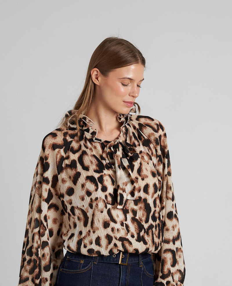 KNOTTED COLLAR BLOUSE