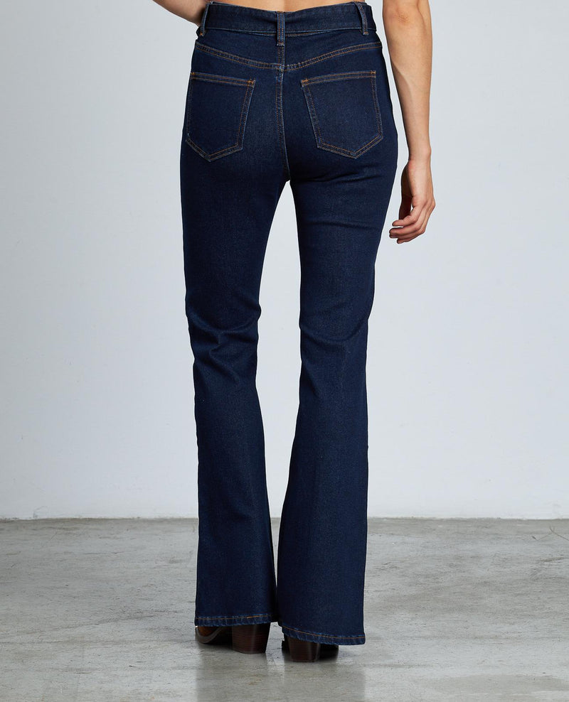 PANTALÓN VAQUERO ACAMPANADO