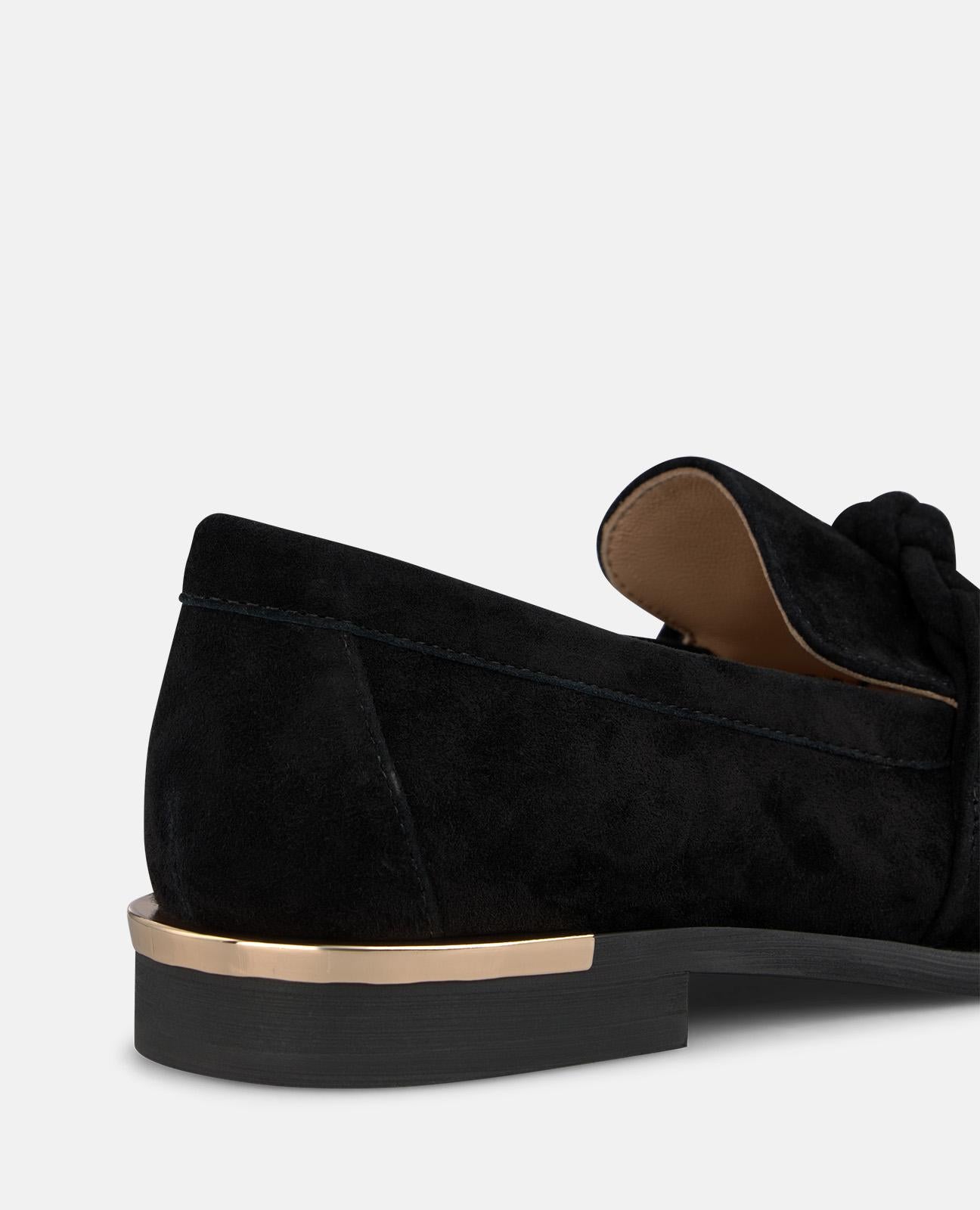 MOCASÍN ANTE CON DETALLE NUDO