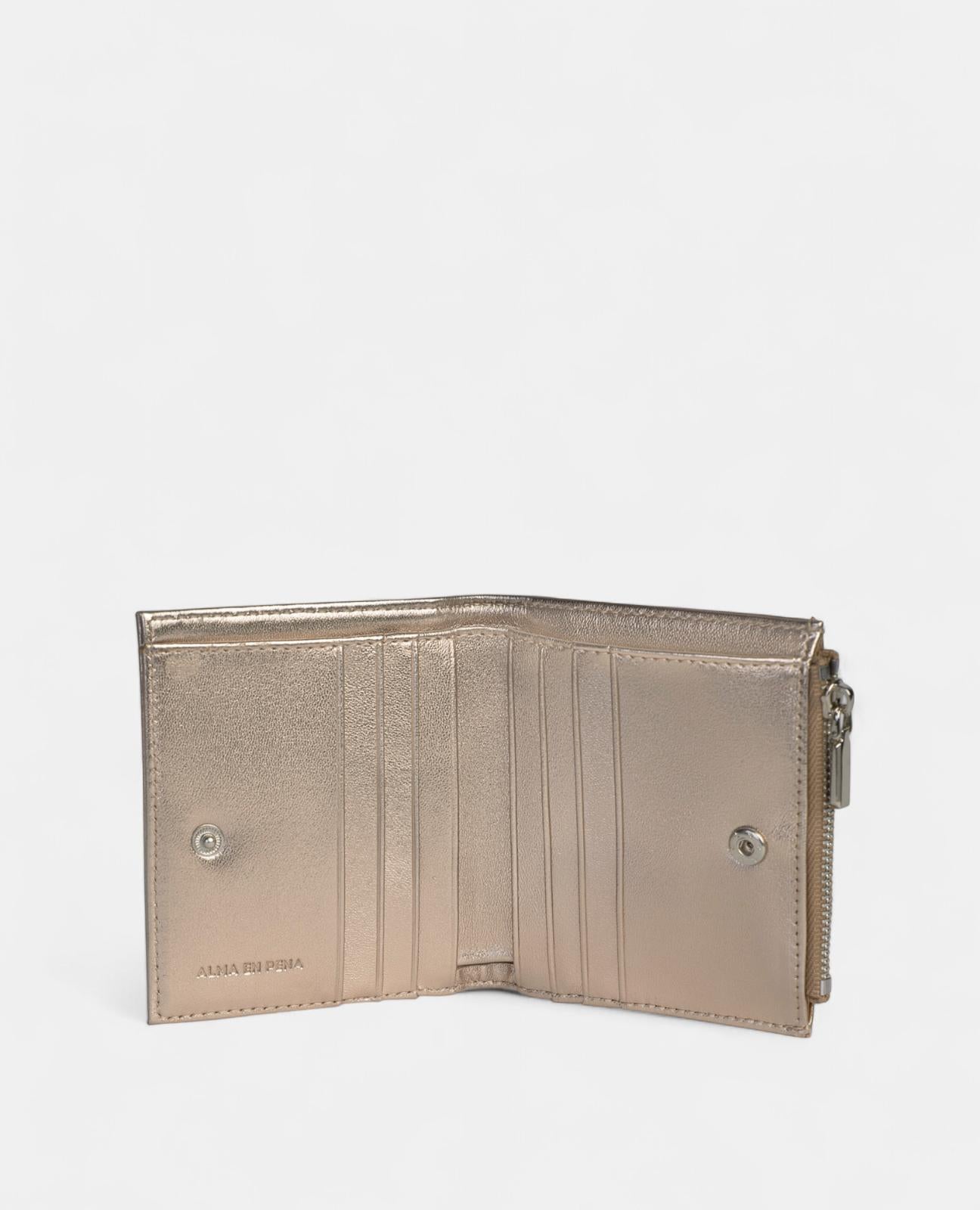 CARTERA CUADRADA CREMALLERA