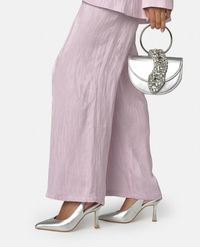 SALON ESPECIAL DESTALONADO