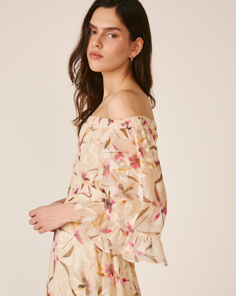 VESTIDO MÉDIO COM MANGAS FOLHADAS