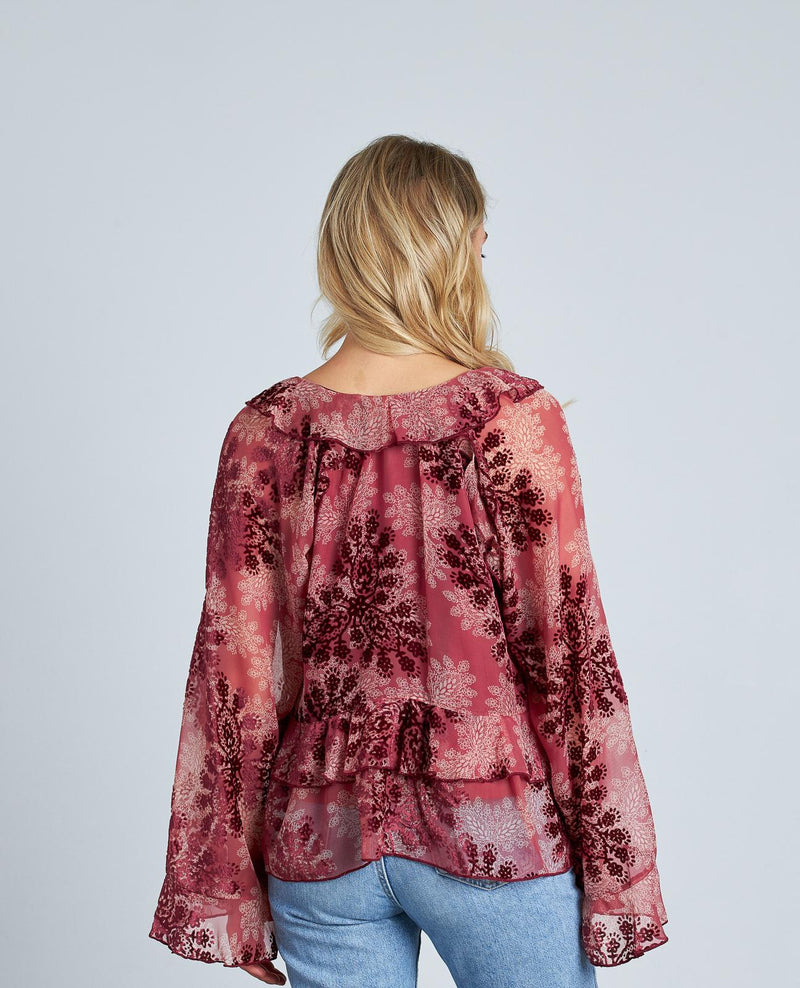 BLUSA VOLANTES ESTAMPADA