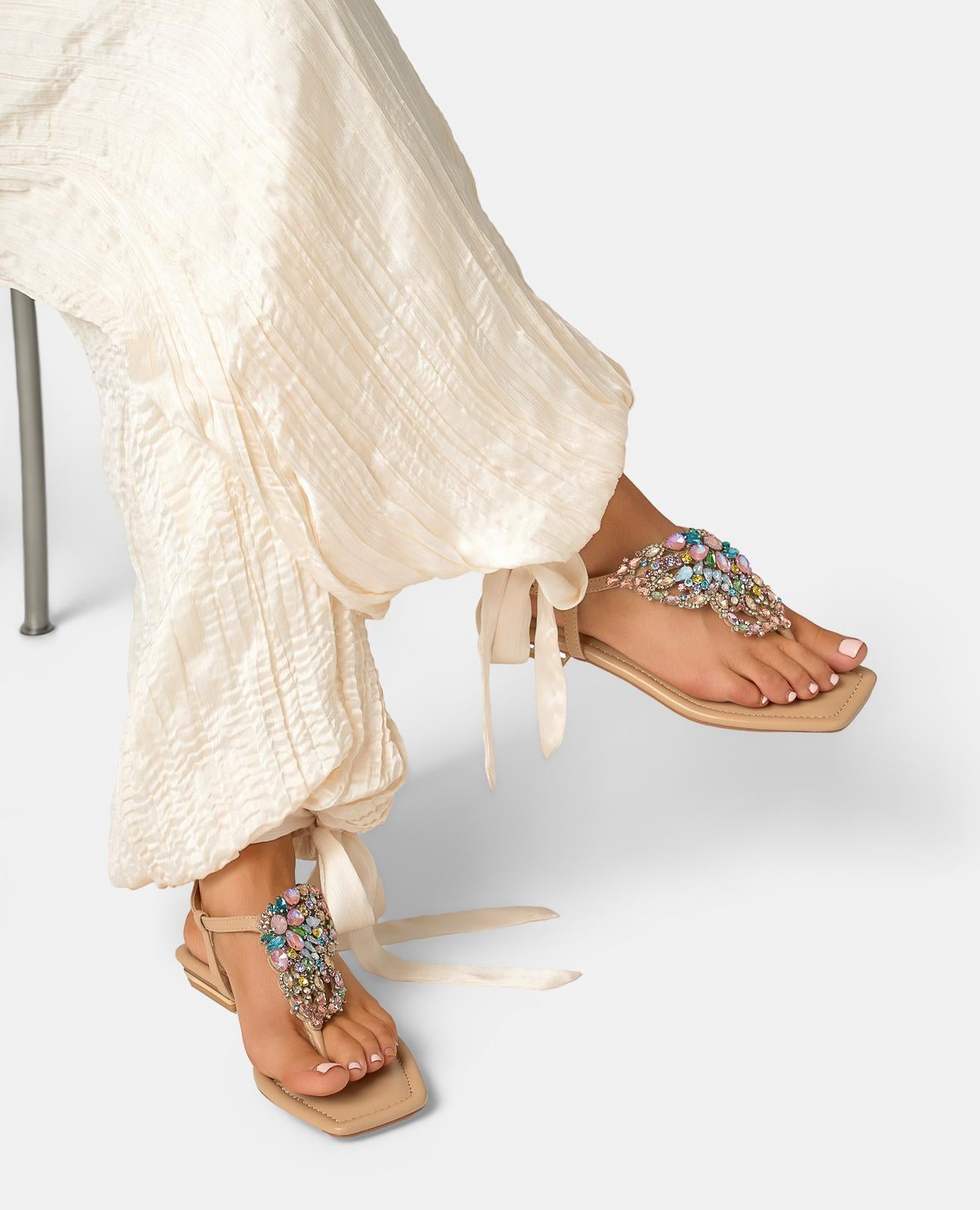 SANDALIA PLANA TIRAS ANGEL