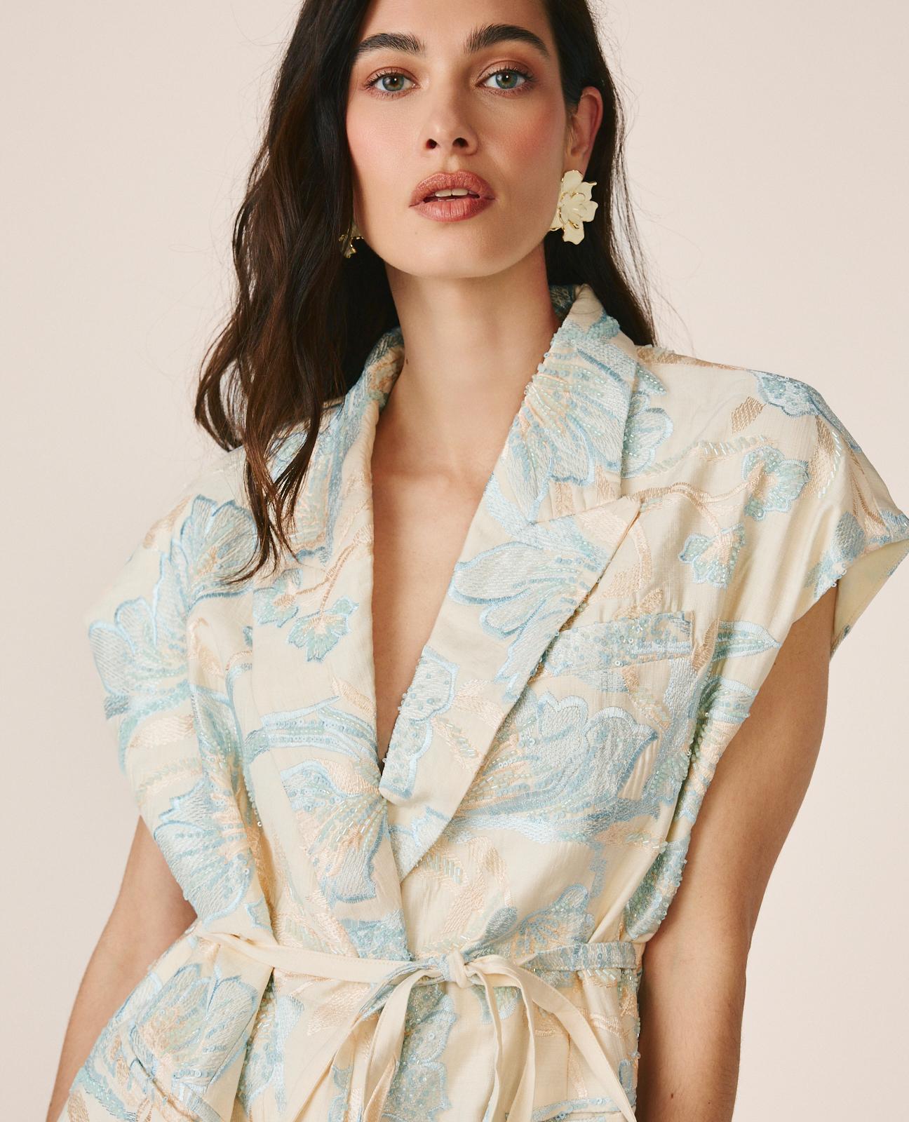 CHALECO BORDADO CUENTAS