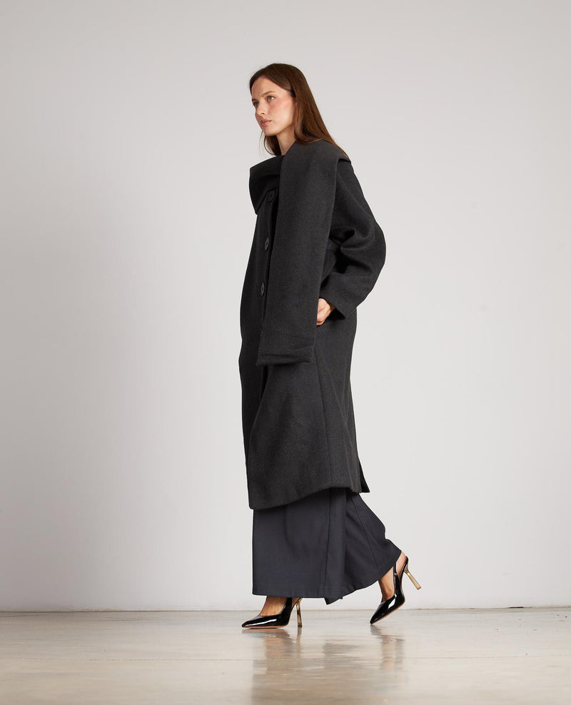 COAT WITH BUTTON SCARF