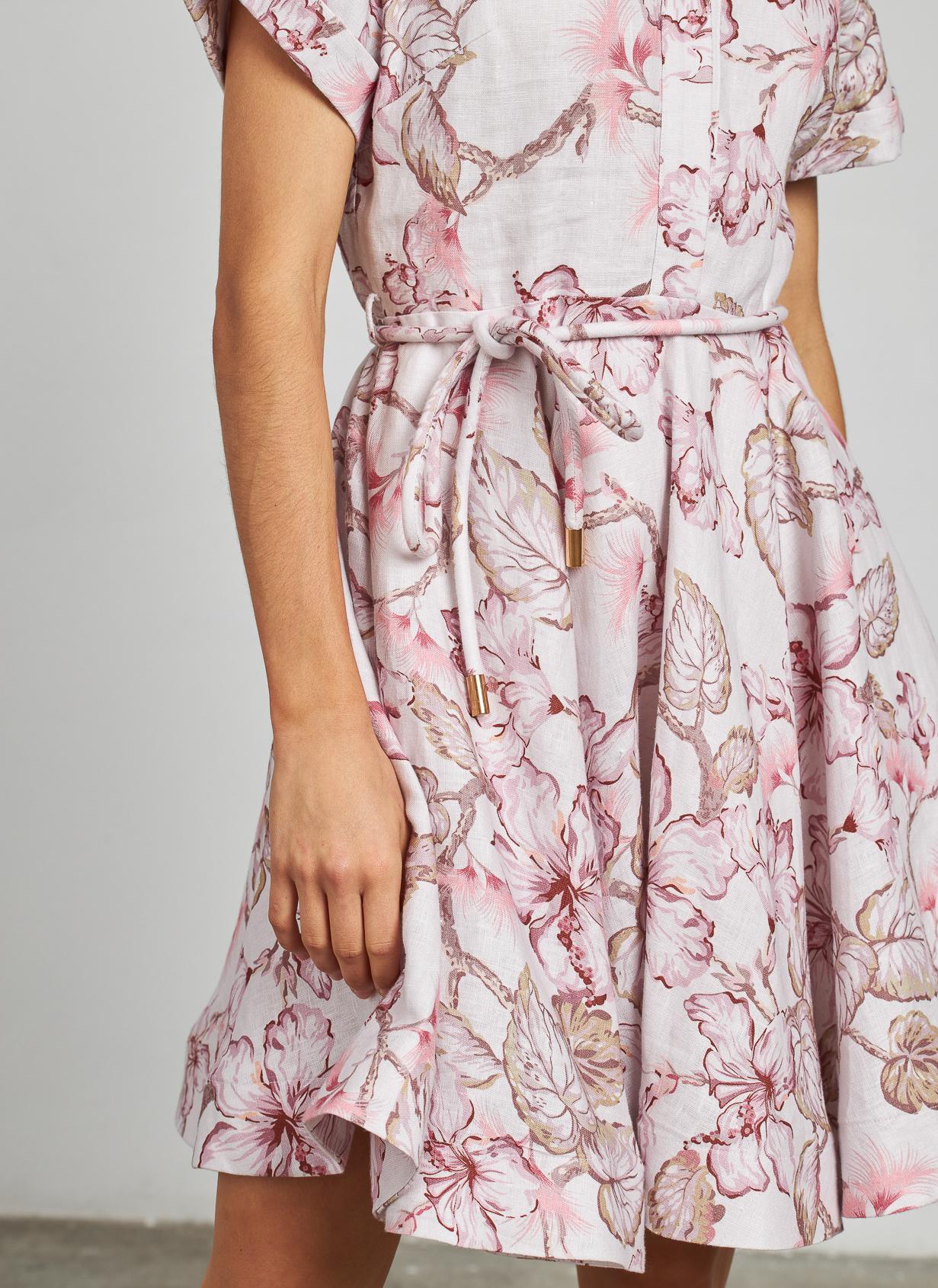 VESTIDO ESTAMPADO VOLANTES