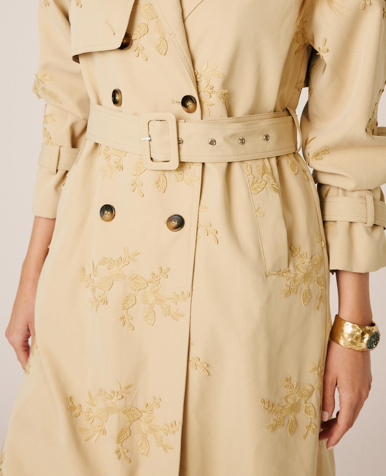 TRENCH BORDADO FLORAL