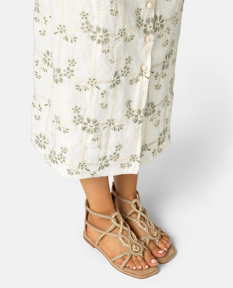 SANDALIA PLANA ENTRELAZADA POSICION DEDO