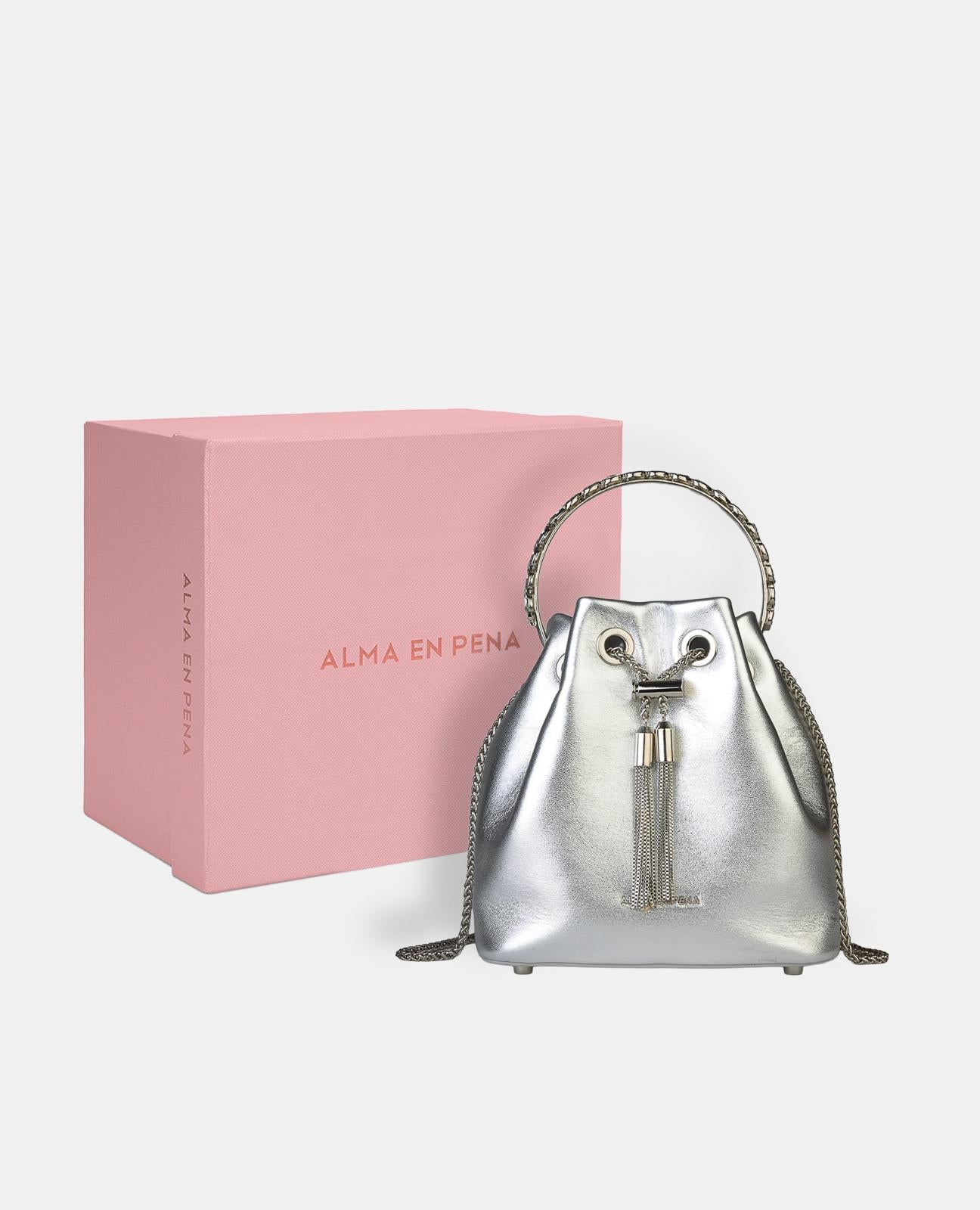 SAC BOWLER AVEC PENDENTIF