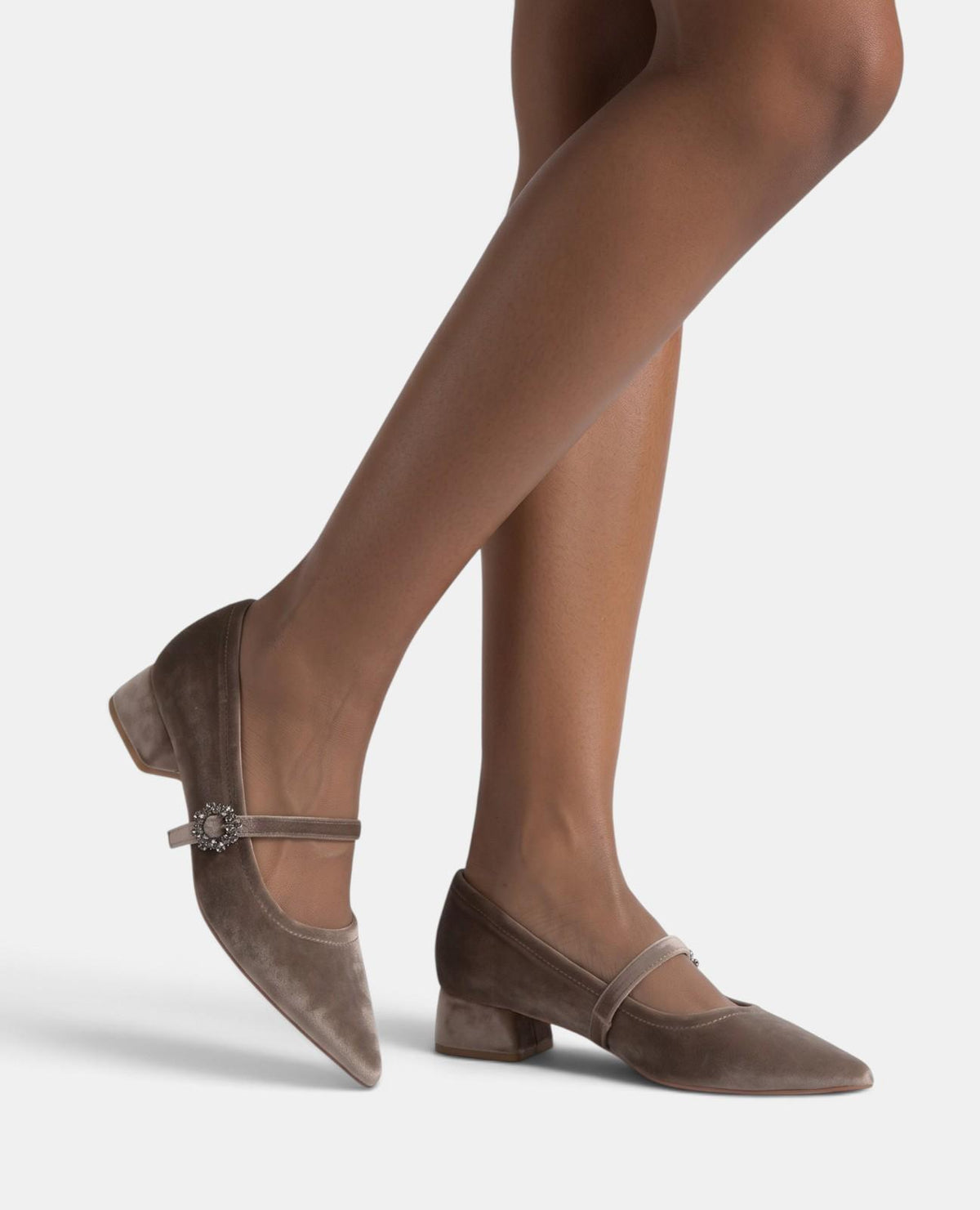 BUCKLE SHOE