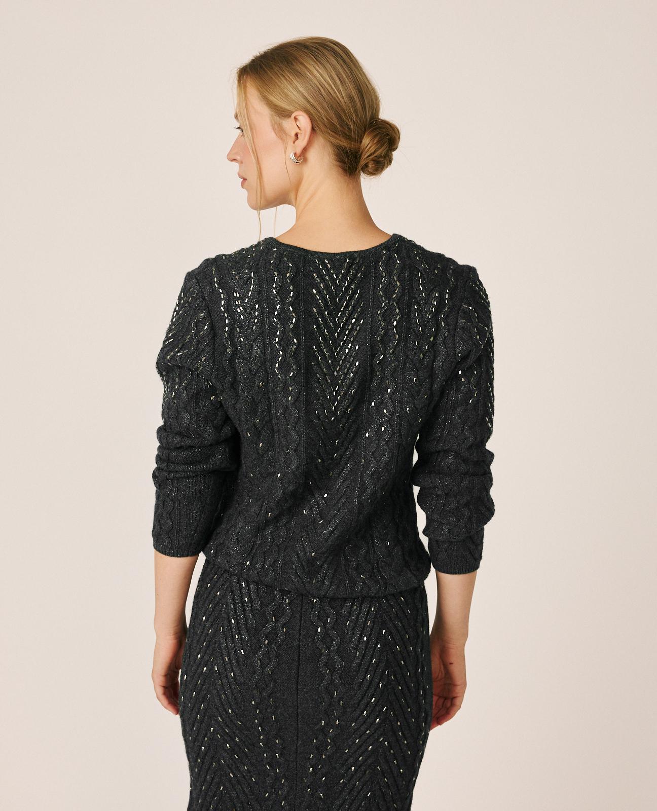 JERSEY TRENZADO CON STRASS