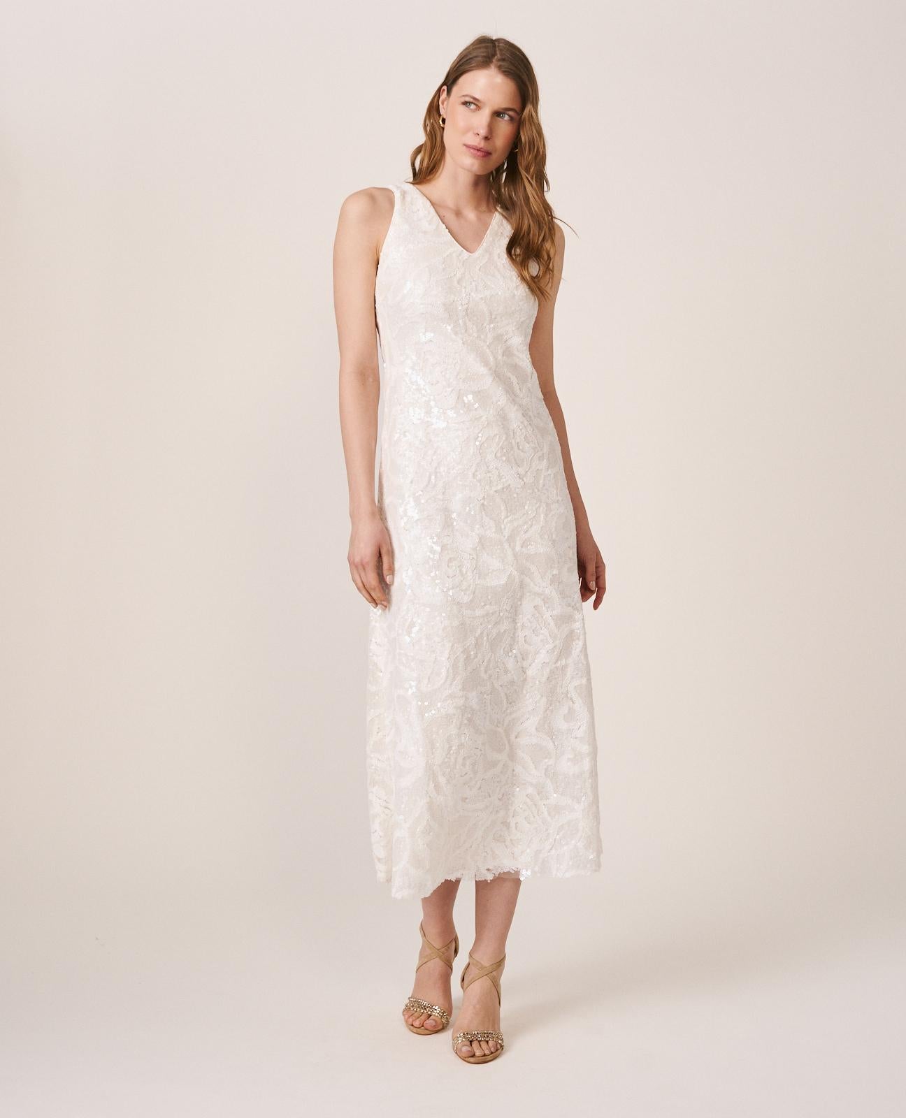 VESTIDO BORDADO FLORAL