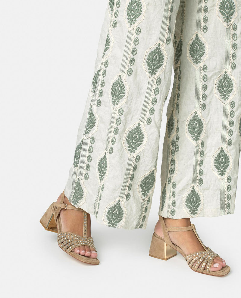 SANDALIA DETALLE TRANSFER