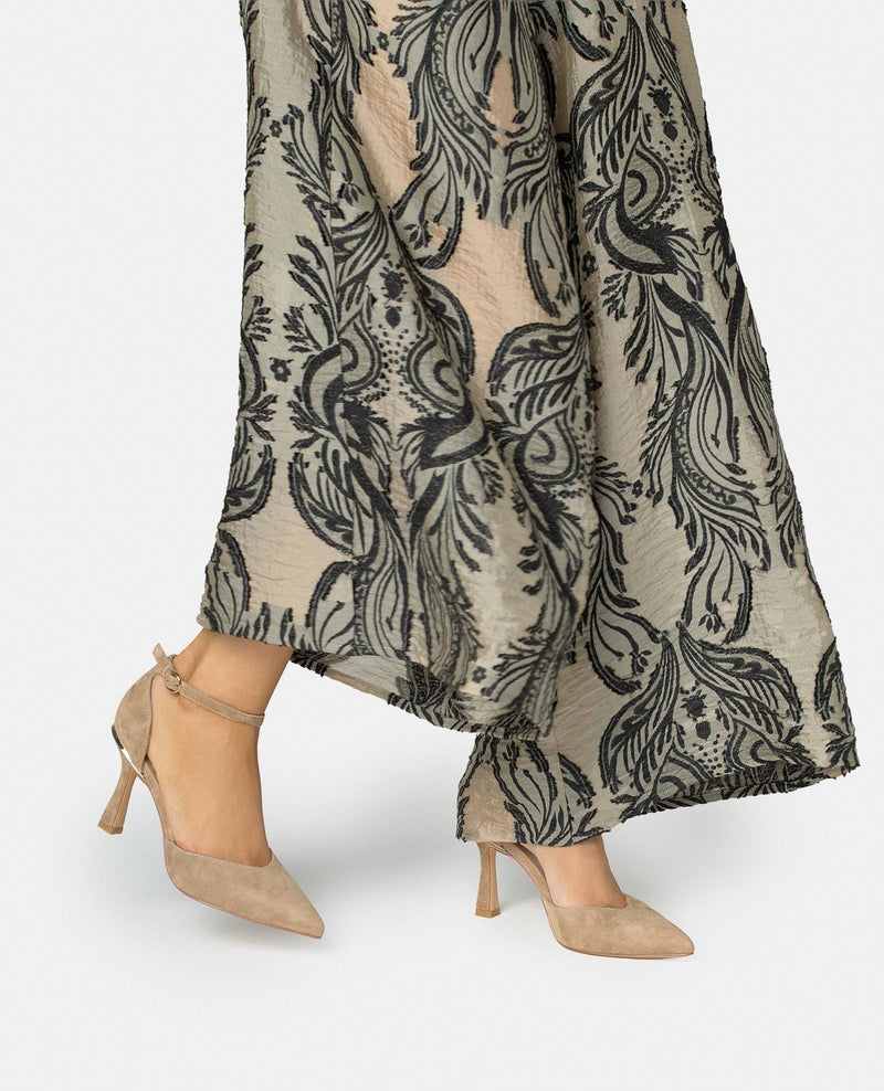 SALON ESPECIAL TACON