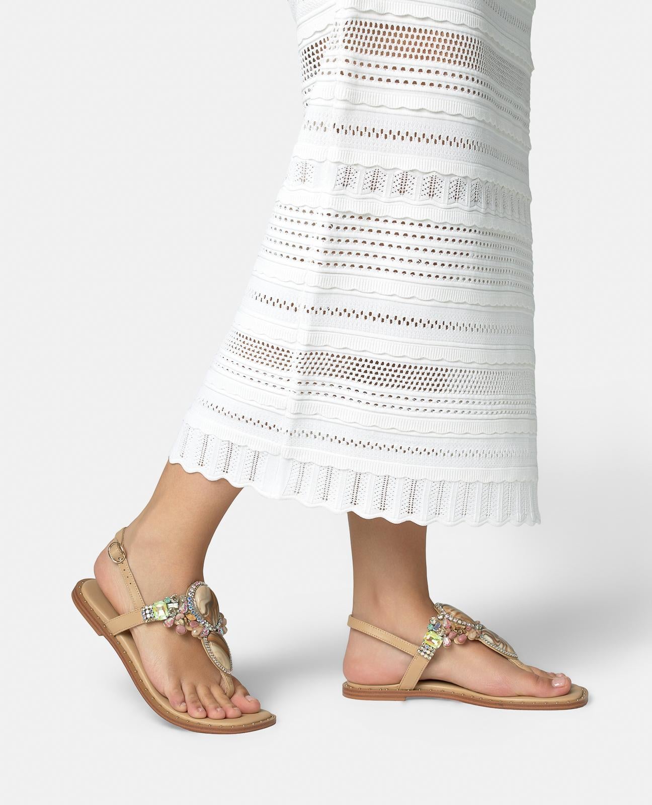 SANDALIA PLANA PEDRERÍA DEDO