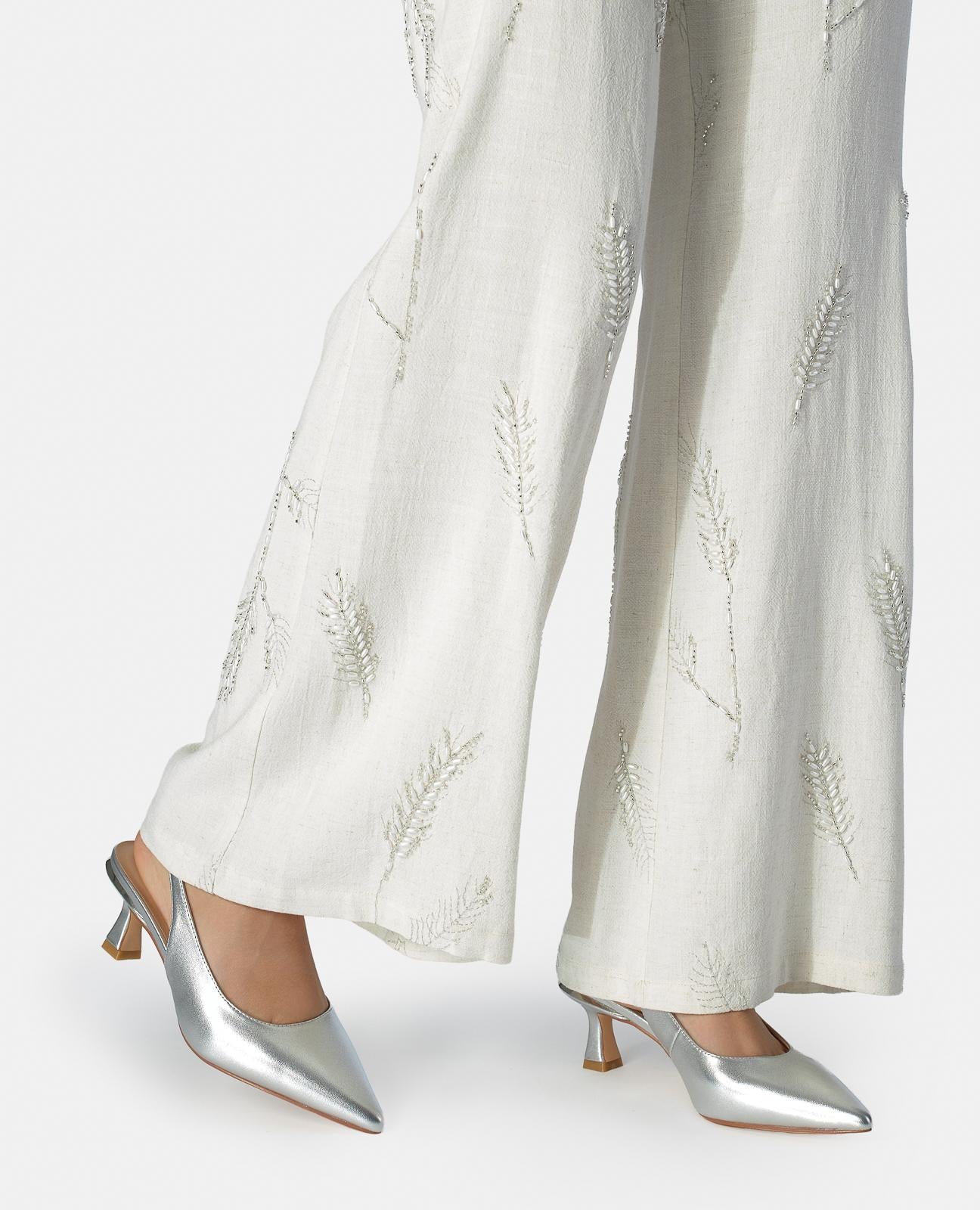 SALON DESTALONADO TIRA PEDRERIA