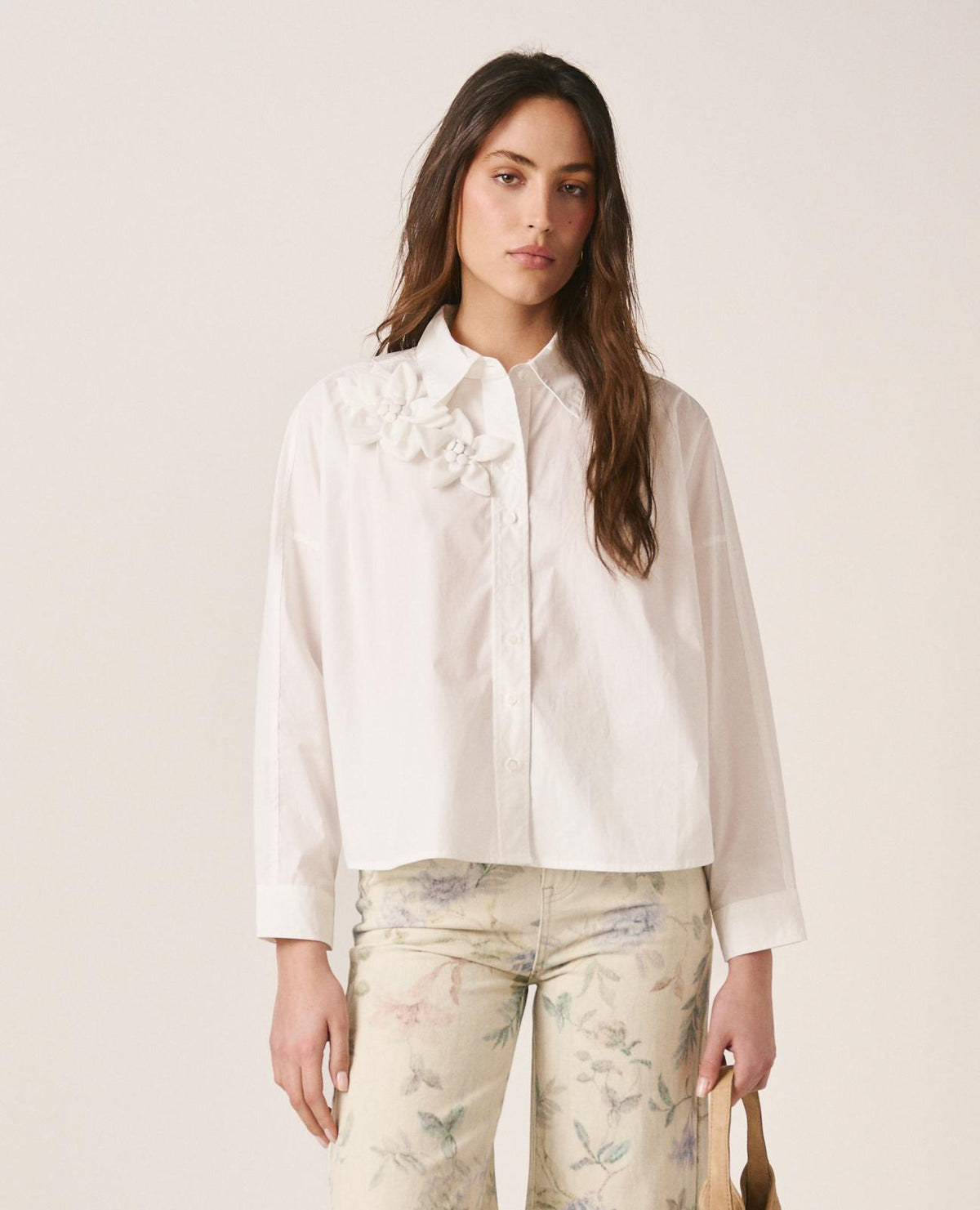 CAMICIA A RIGHE CON FIORI