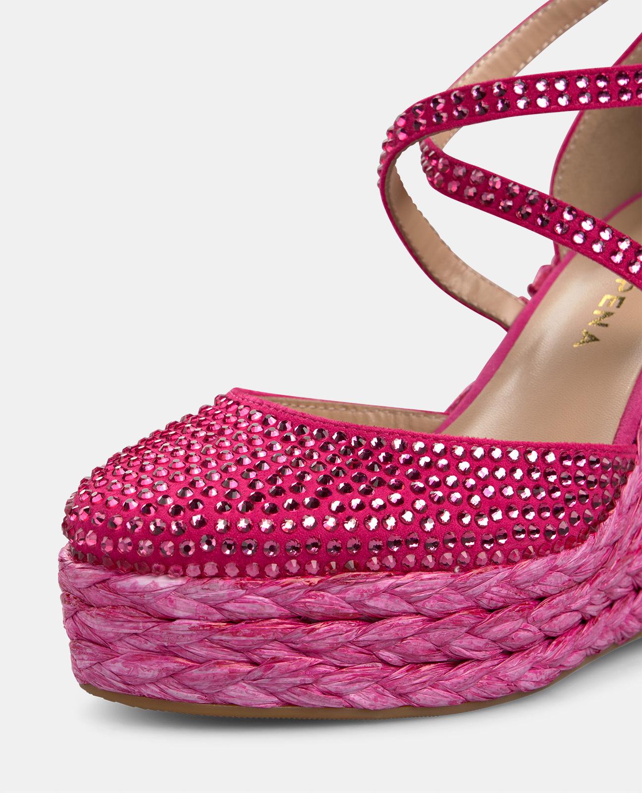 CUÑA PUNTERA CON PEDRERÍA