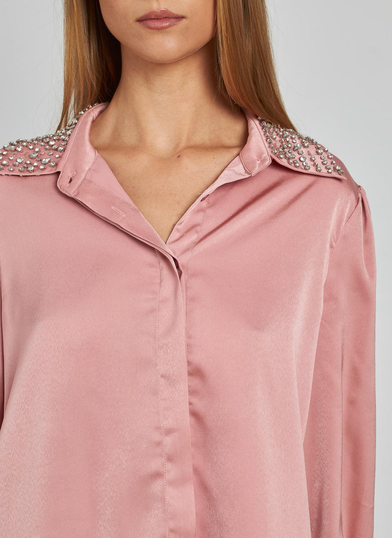 CAMISA EFECTO SATINADO PEDRERÍA