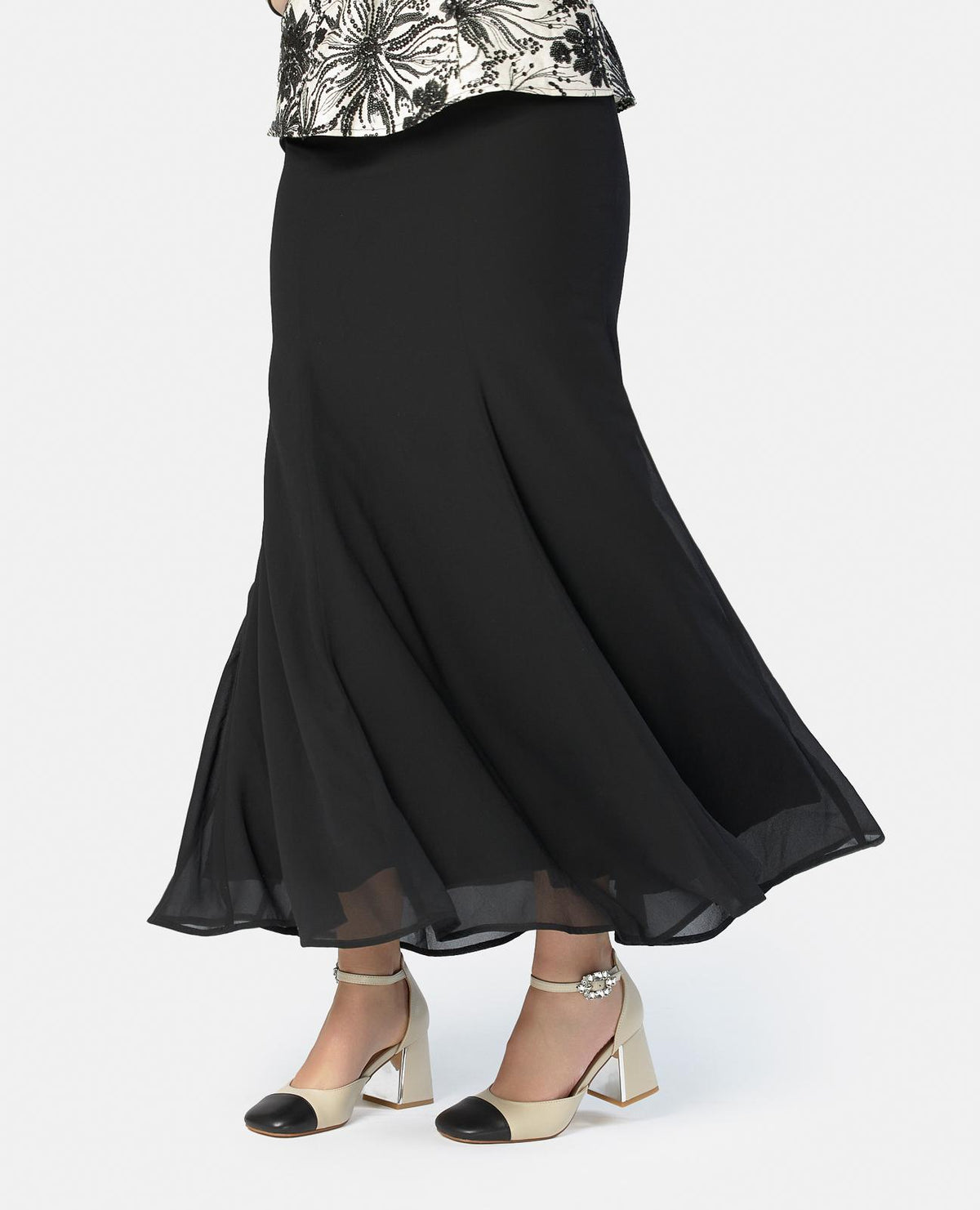 SALON HEELED TOE IN CONTRAST