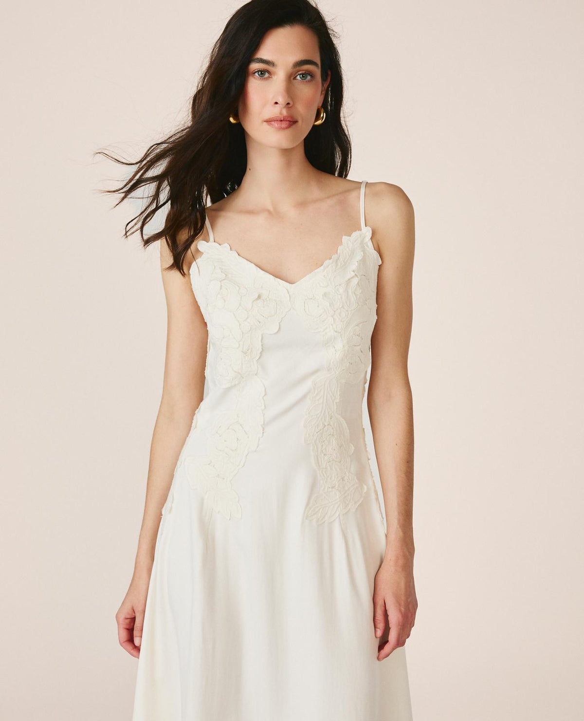 VESTIDO ASSÍMETRICO COM ALÇAS