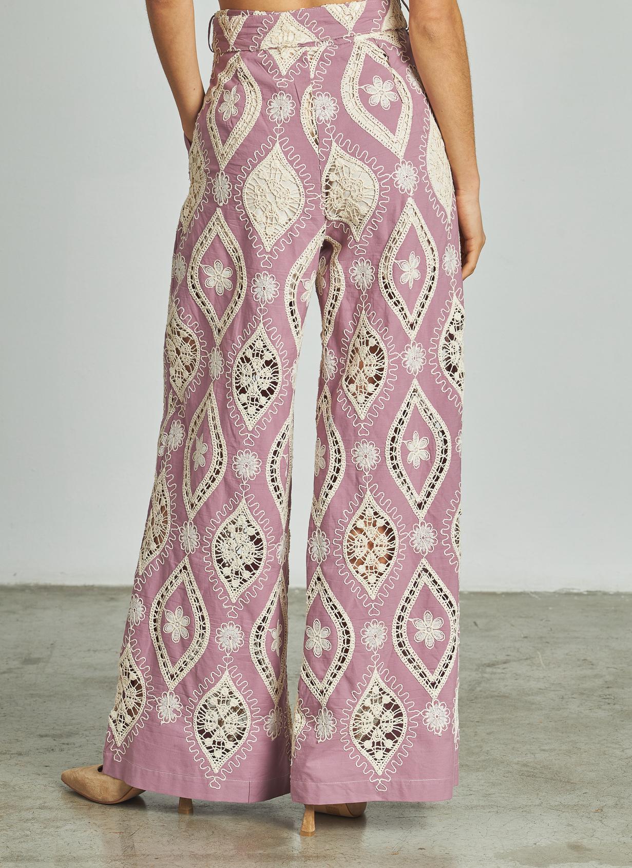 PANTALÓN LARGO BORDADO