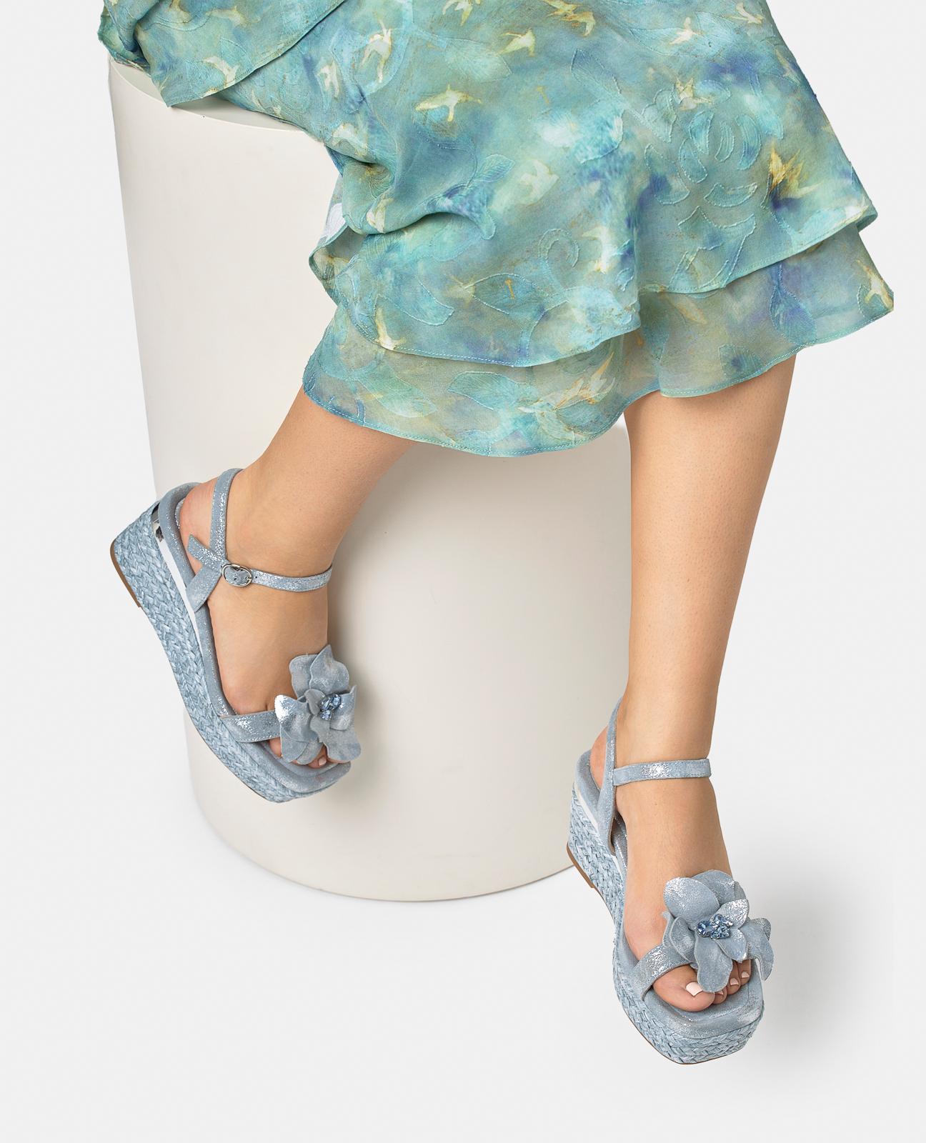 SANDALIA ESPARTO DETALLE FLOR