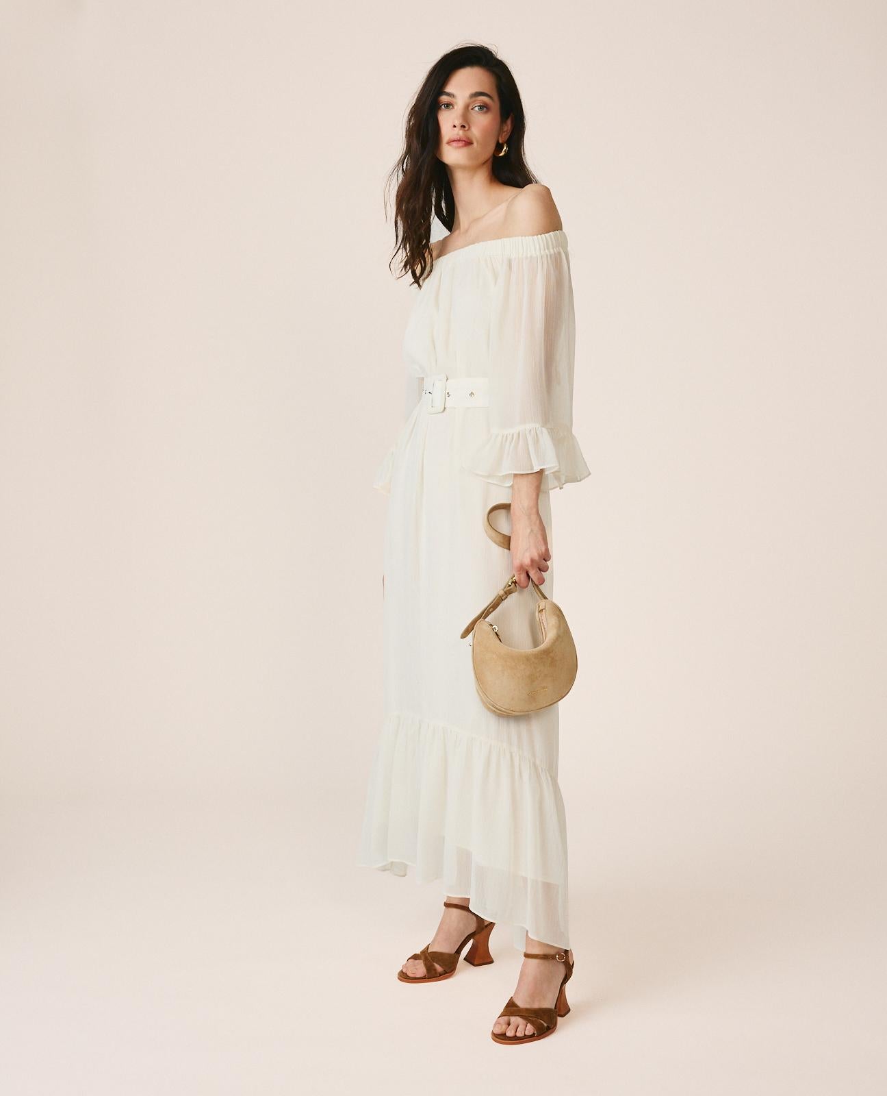 VESTIDO MÉDIO COM MANGAS FOLHADAS