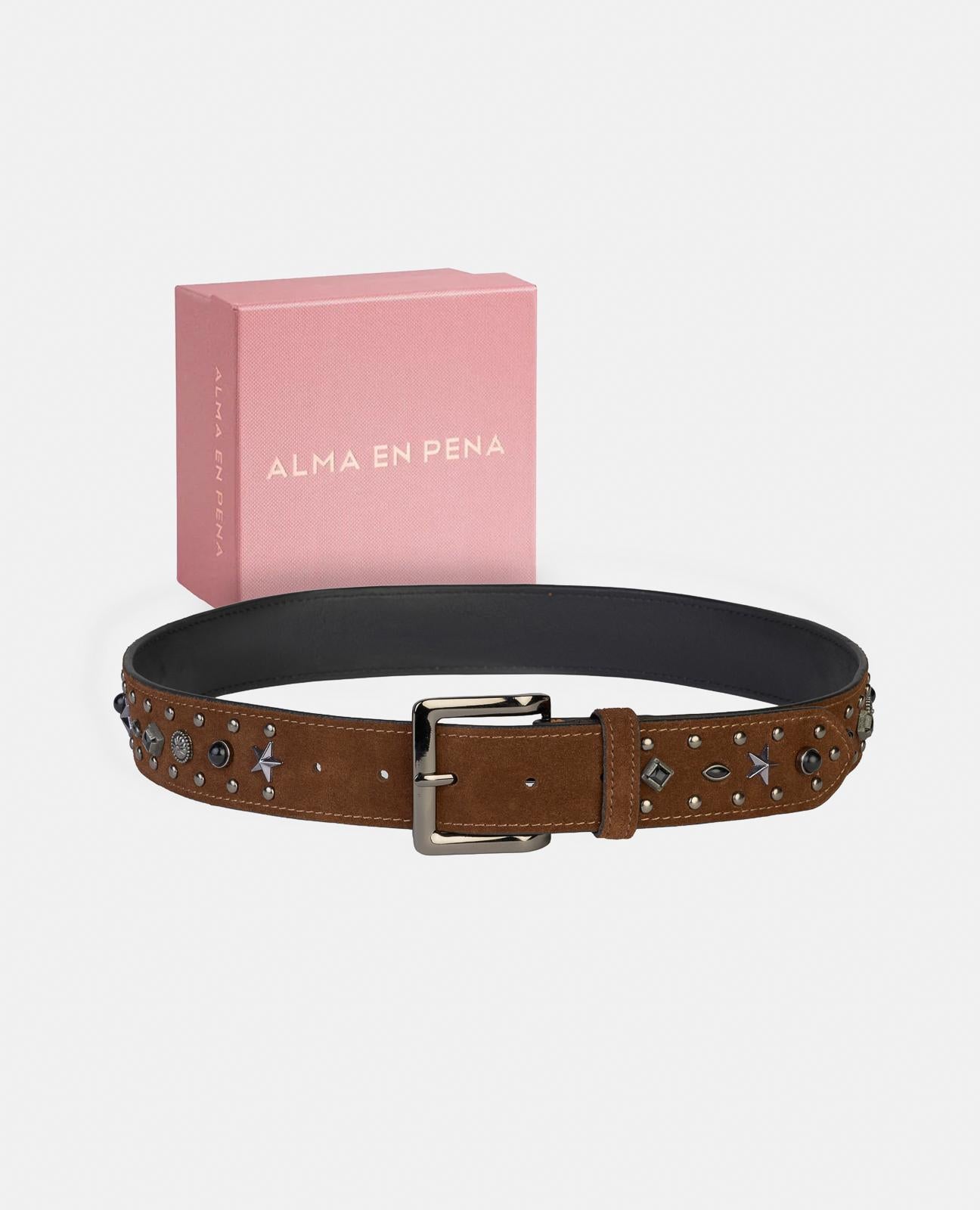 CINTURÓN DETALLE TACHAS