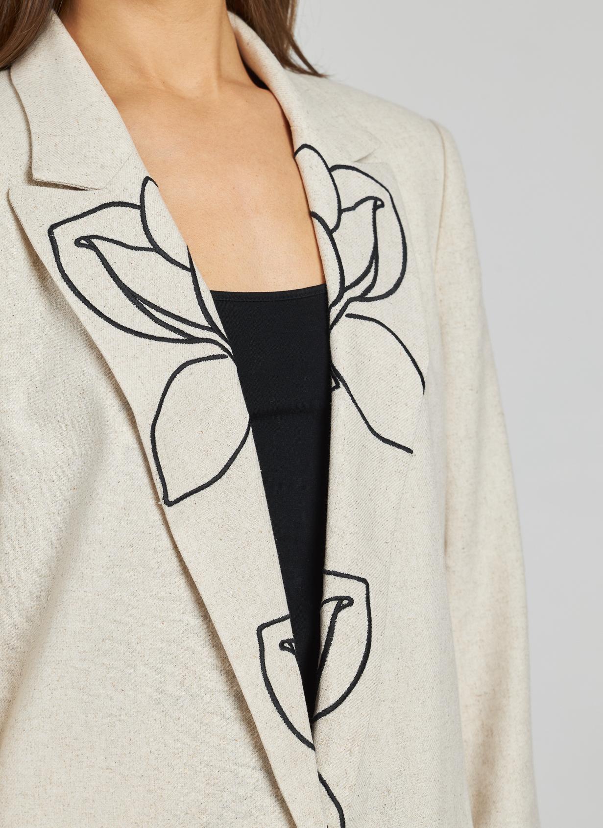 BLAZER DETALLE DIBUJO