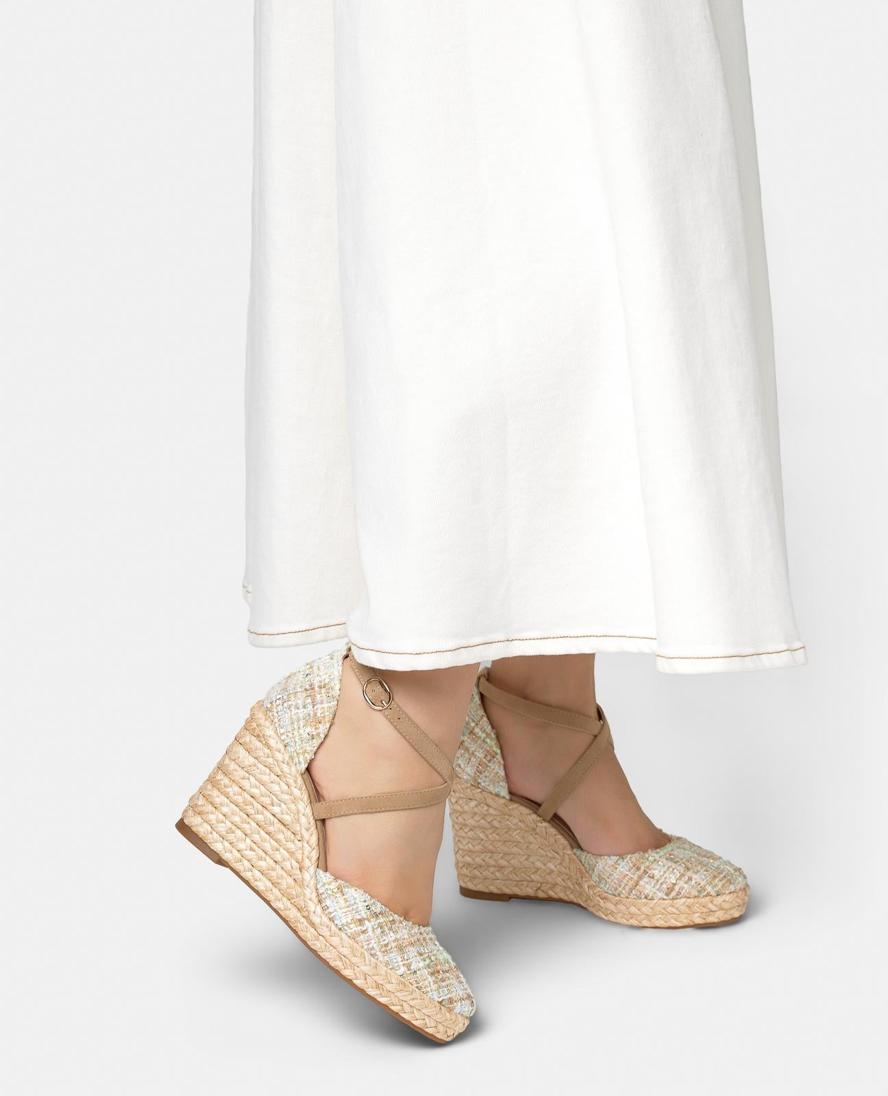 SANDALIA VALENCIANA TELA ALTURA ALTA