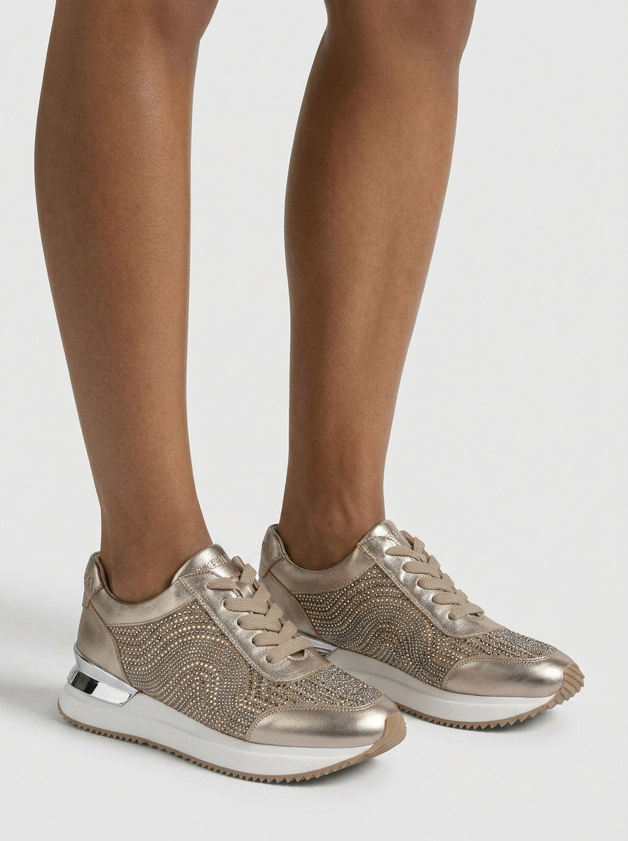 ZAPATILLAS METALIZADAS CON PEDRERÍA