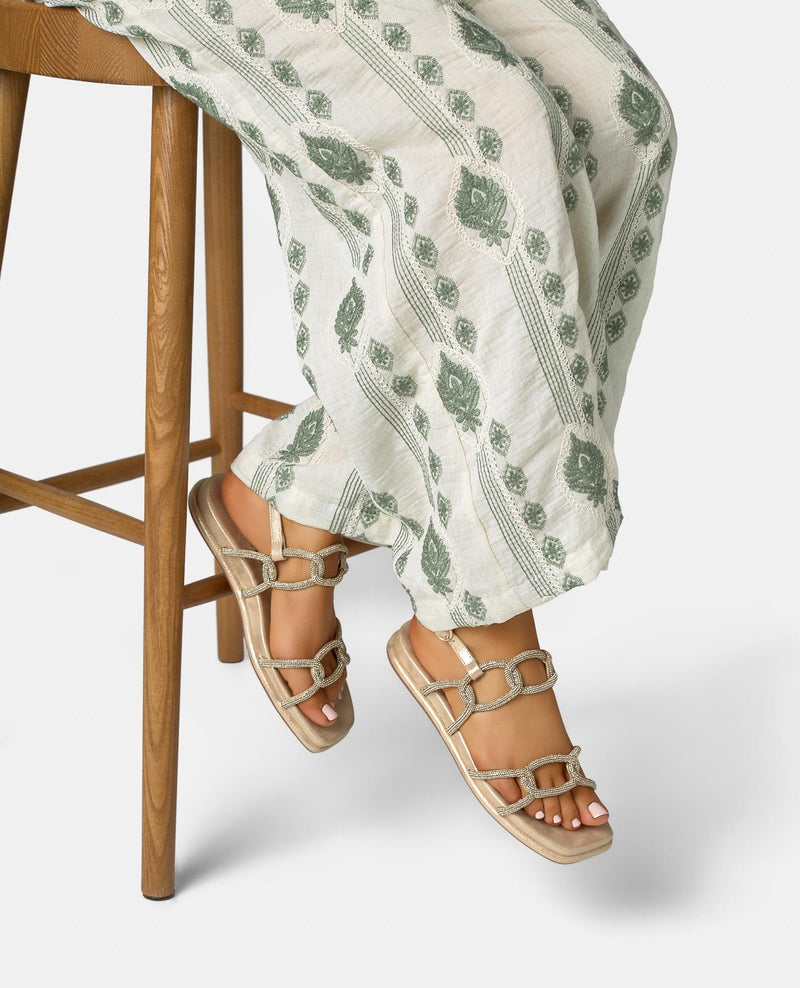 FLAT INTERLACED SANDAL