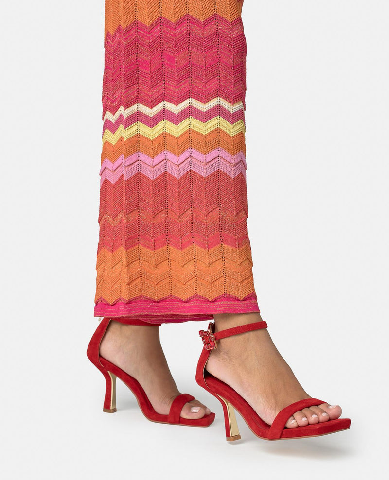 SANDALIA TACON TIRA METALIZADA