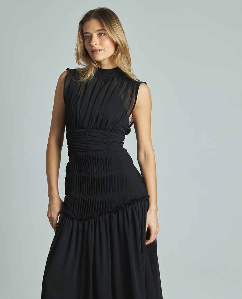 VESTIDO LARGO HALTER PLISADO