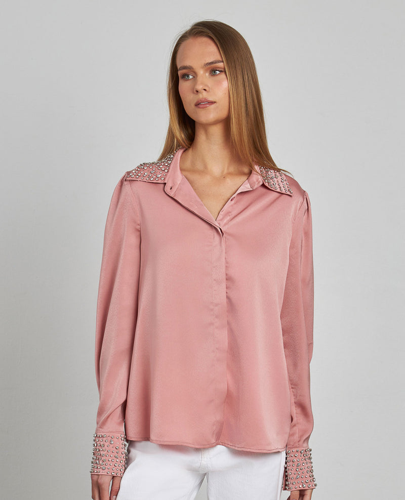 CAMISA EFECTO SATINADO PEDRERÍA
