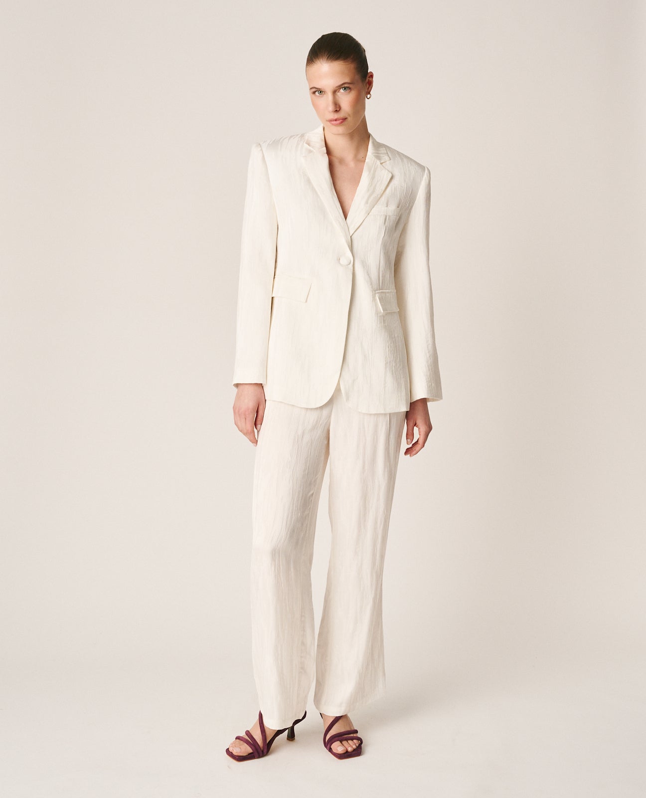 PANTALÓN TIRO ALTO TEXTURA