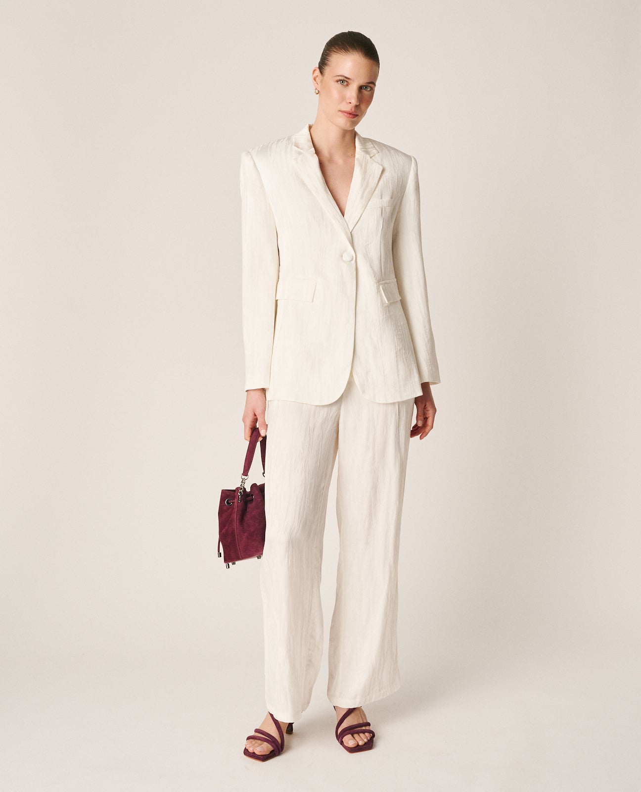 PANTALÓN TIRO ALTO TEXTURA