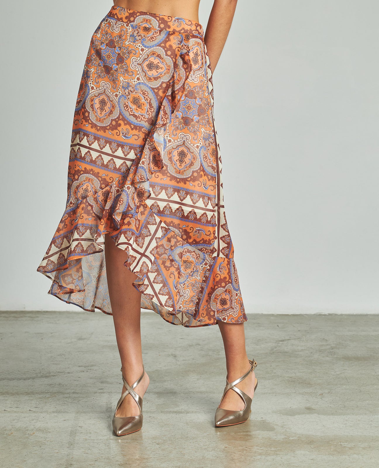 FALDA ESTAMPADA VOLANTES