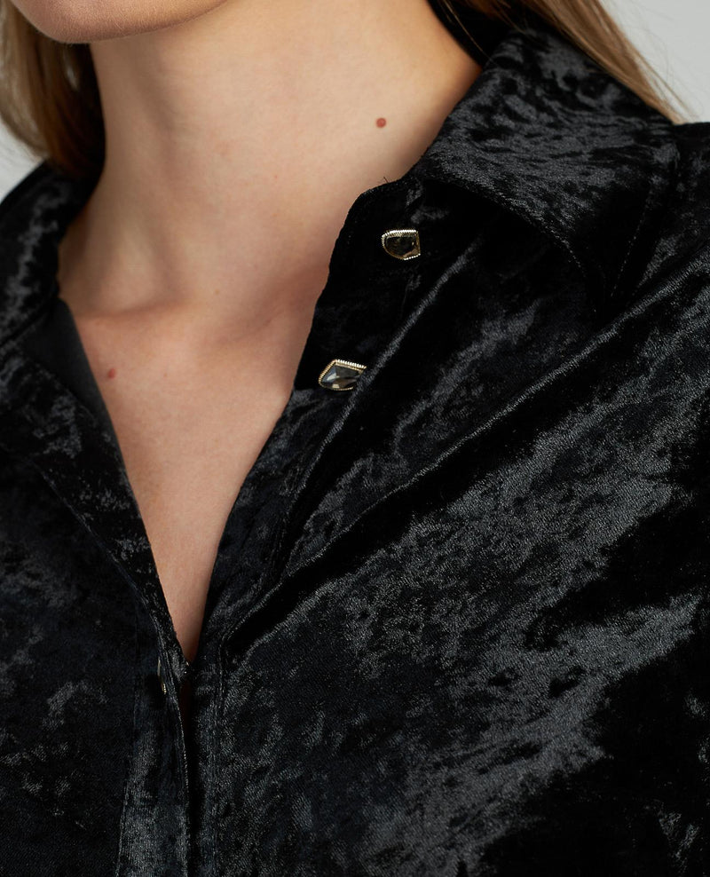 CAMISA TERCIOPELO BOTÓN JOYA
