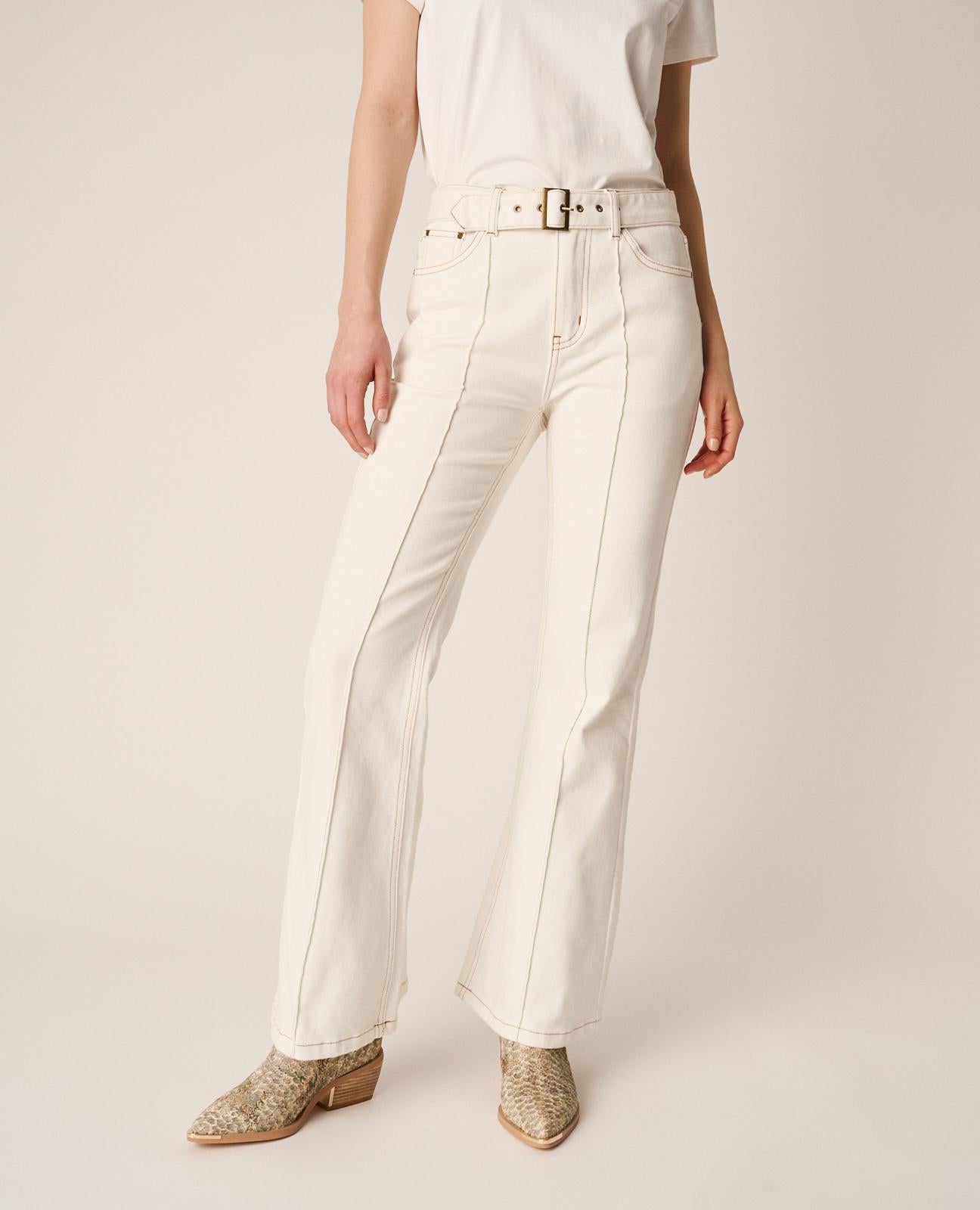 PANTALÓN FLARE DEMIN