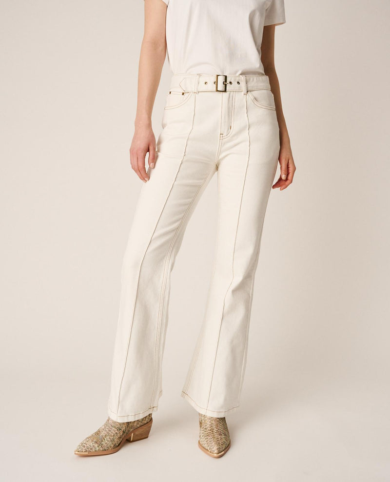 PANTALÓN FLARE DEMIN