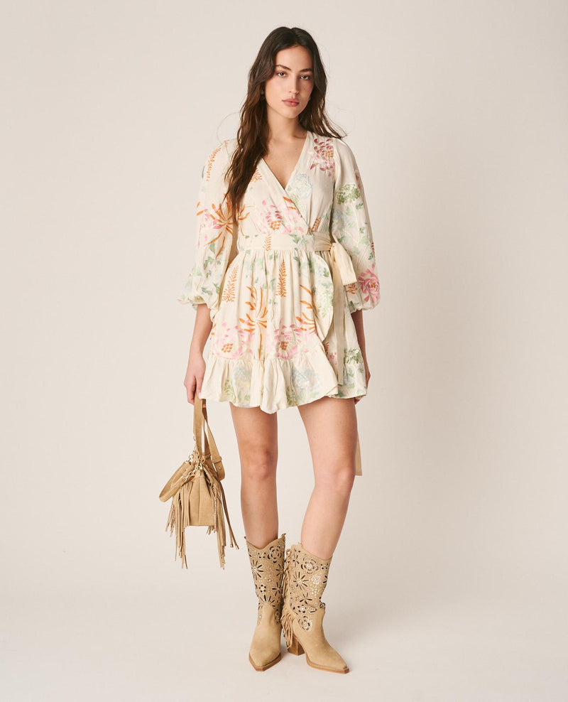 VESTIDO CORTO BORDADOS LAZO