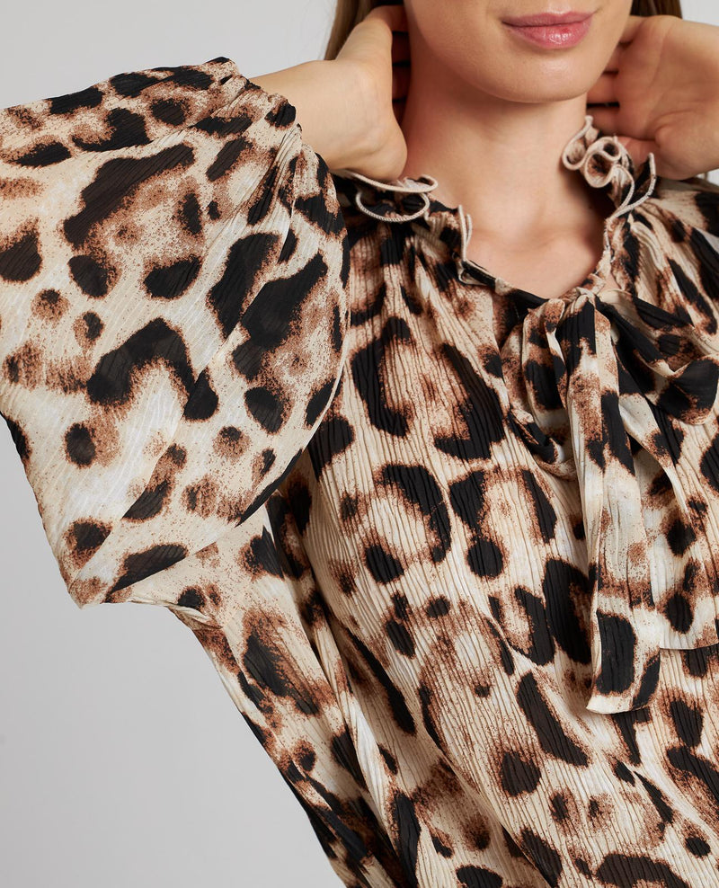 KNOTTED COLLAR BLOUSE