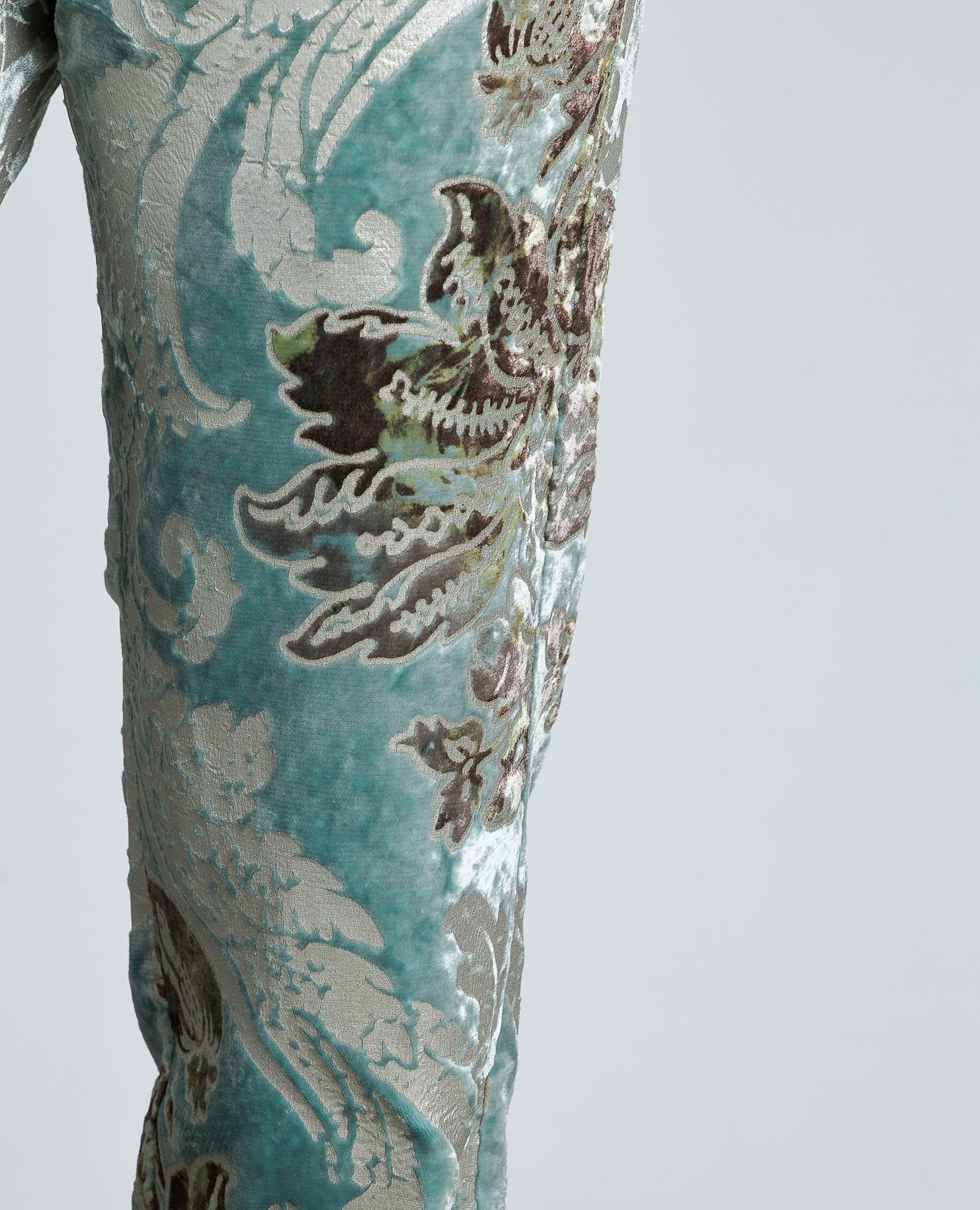 PANTALÓN RECTO EFECTO TERCIOPELO