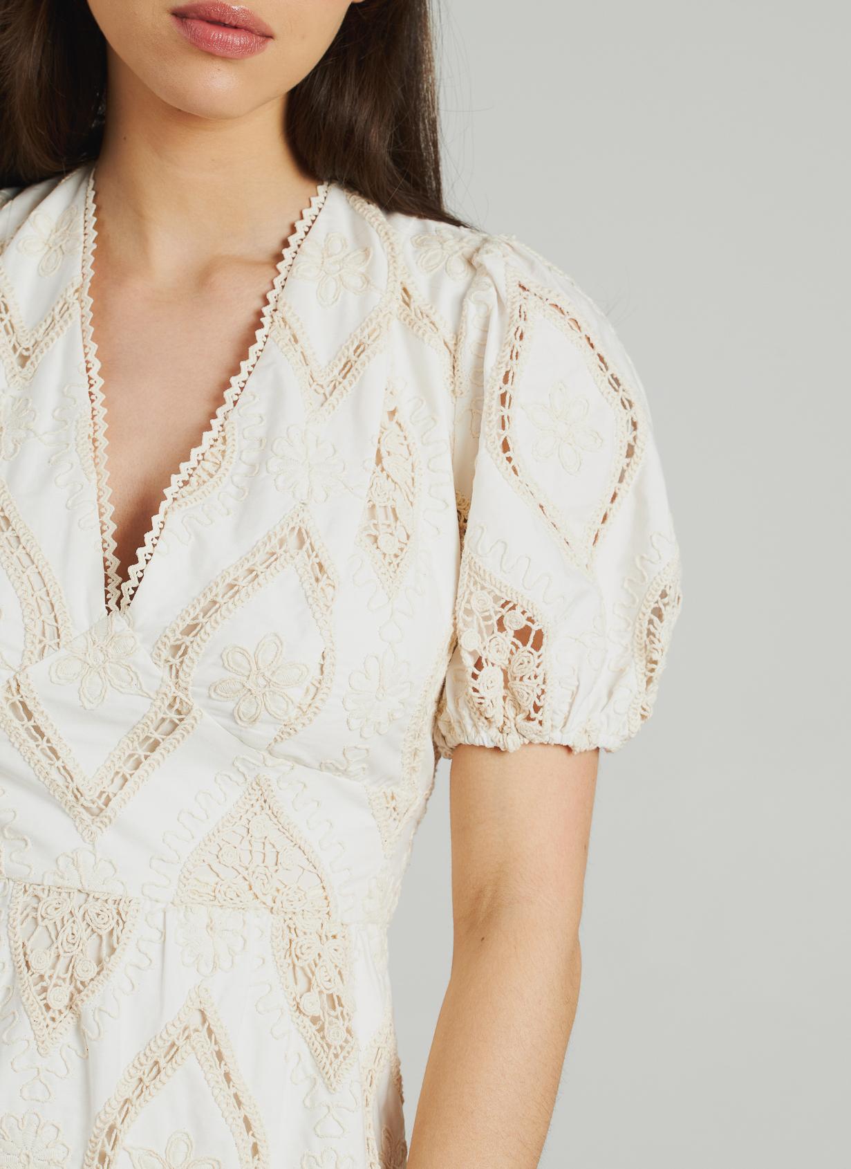 SHORT EMBROIDERED DRESS