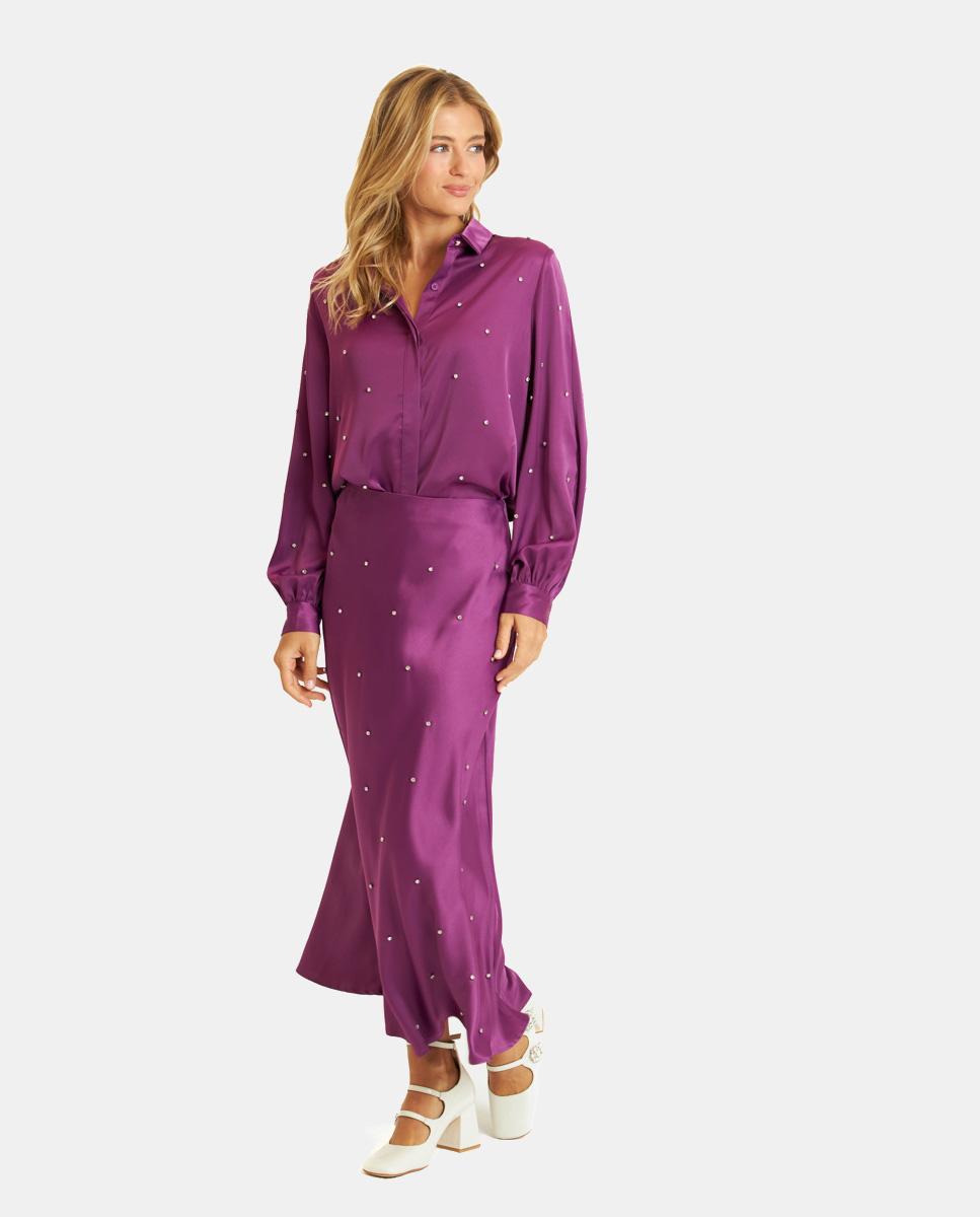 SATINHEMD MIT STRASSSTEINEN