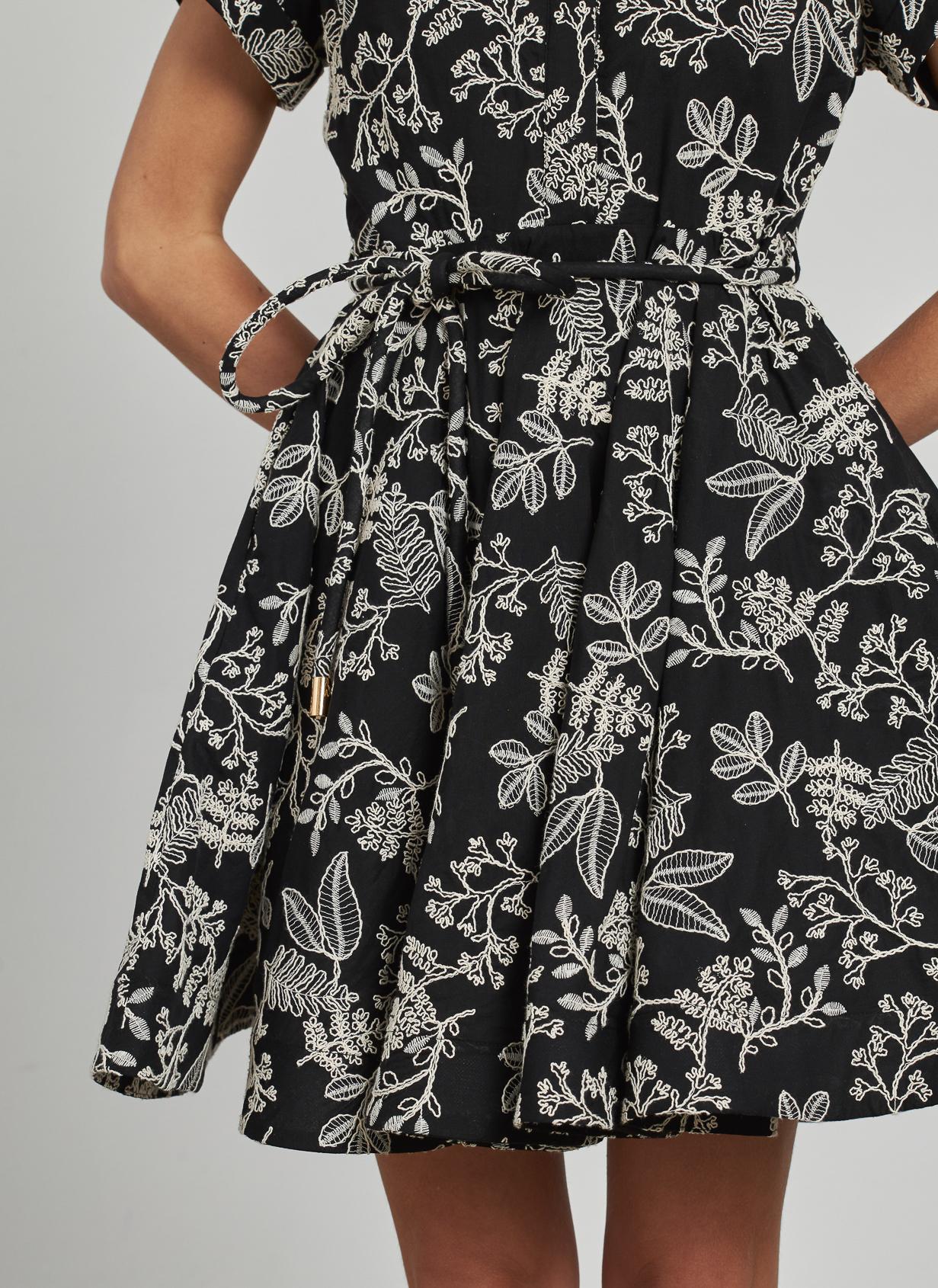 VESTIDO ESTAMPADO VOLANTES