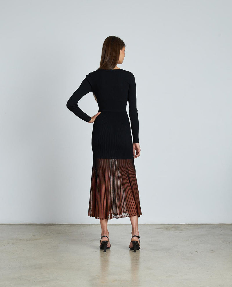 VESTIDO FALDA PLISADA